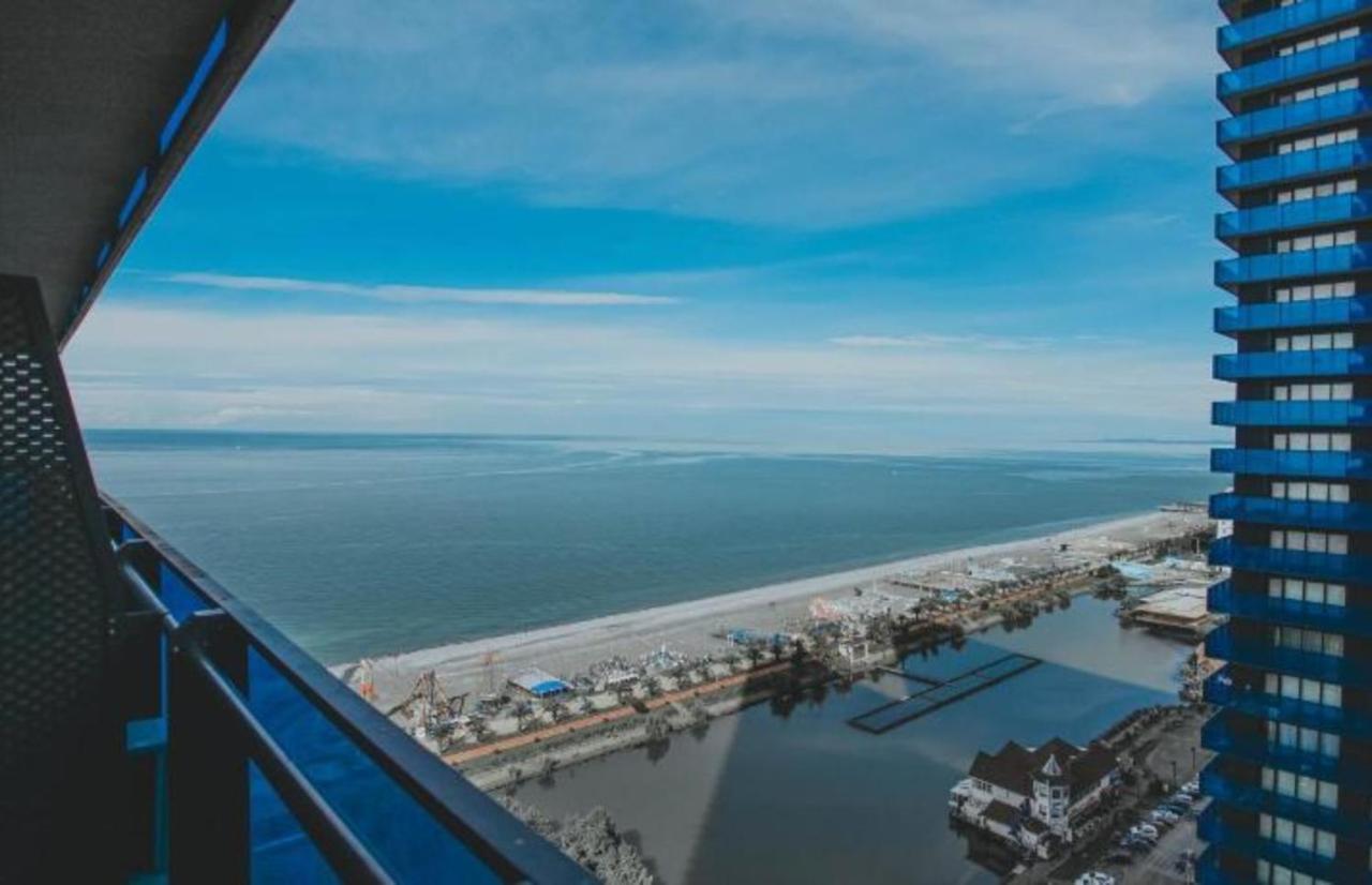 Orbi City Batumi Sea View Aparthotel المظهر الخارجي الصورة